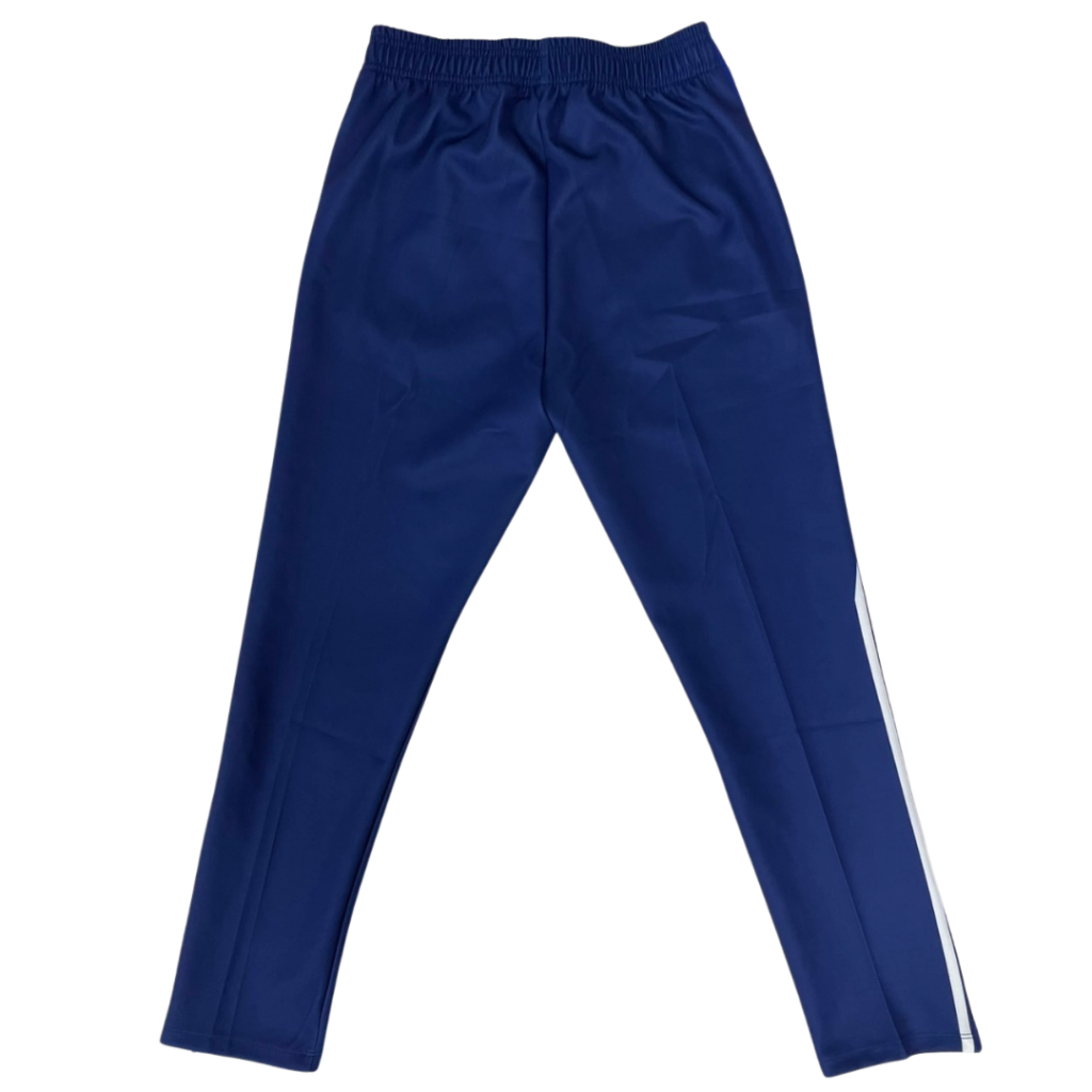 サッカートラックスーツオーダー事例